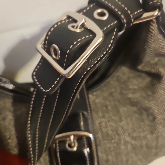 COACH G04J-1407 Vintage Black & Gray Herringbone Tweed Leather  Hobo Handbag 2YK - Picture 8 of 16